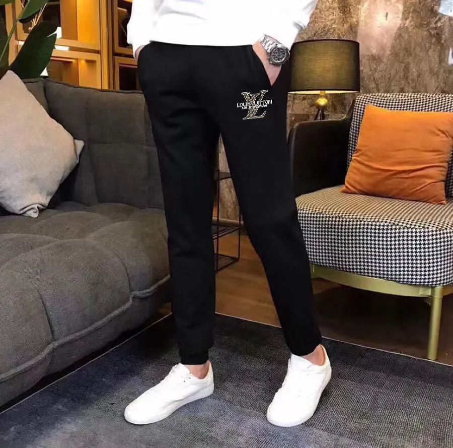 🅿️380 [LV Louis Vuitton] (Fat Man Gospel) hot-selling suit is coming. Focus on the original version of the official website. 2025 new hot-selling sweatshirt suit. The original order is hard to buy🇭🇰. It is the meticulous work of top designers for a fitting and perfect upper body effect. All-natural high-quality Roman cotton 100%, close-fitting comfort, noble and elegant! Original hardware embodies elegance and nobility! Counter size: M-5XL (maximum wear up to 220 pounds)